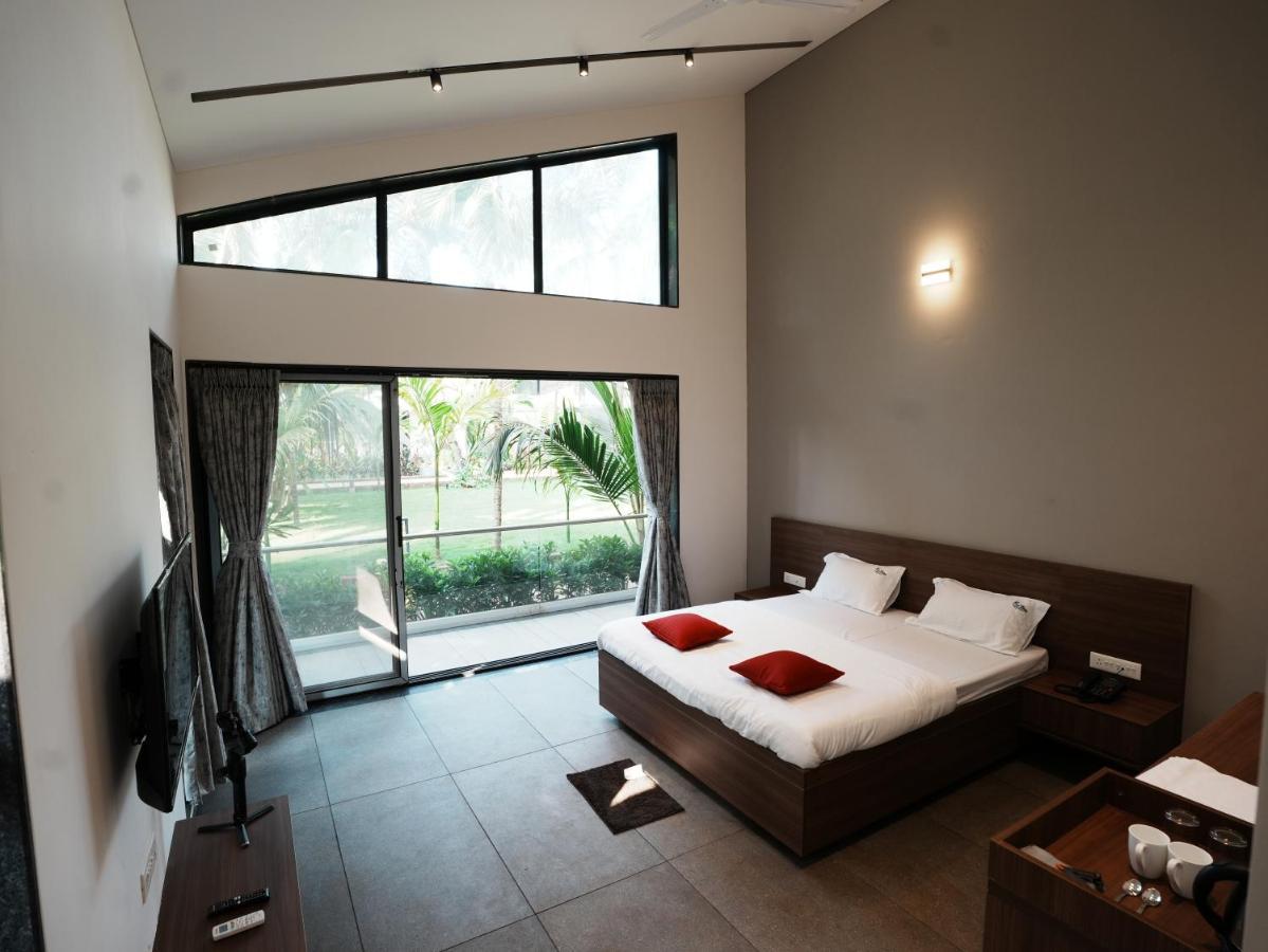 Coco Palms Resort, Diveagar Exterior photo